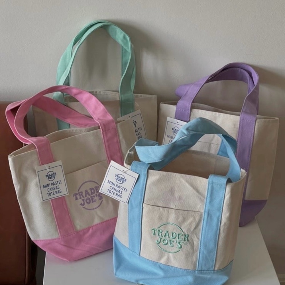Trader Joe's Pastel Canvas Tote Bag Collection entire set of 4 - Picture 2 of 6